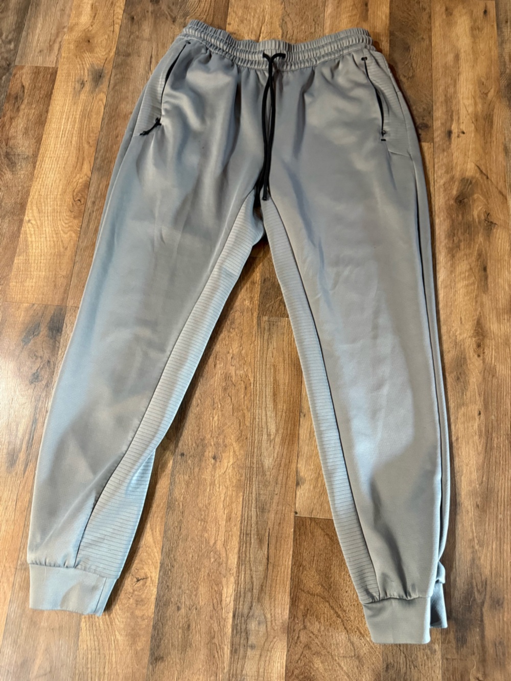 Xersion Light Gray Ribbed-Trim Joggers